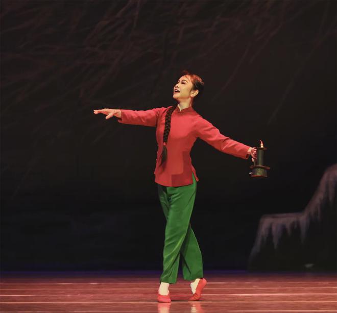 这个“舞蹈家的摇篮”65岁风华正茂(图8)