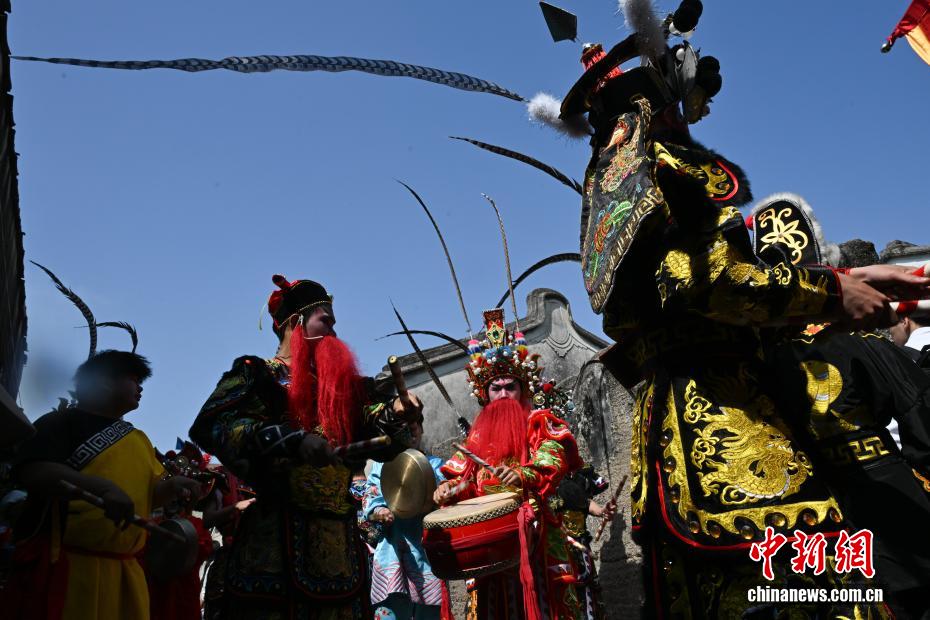 广东潮州乡村英歌队展风采(图5)